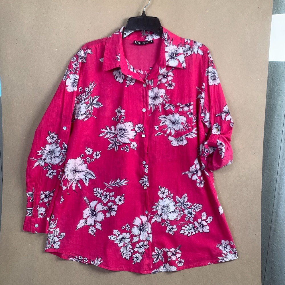 KikiSol Raspberry and Navy Hibiscus Boyfriend Shirt M